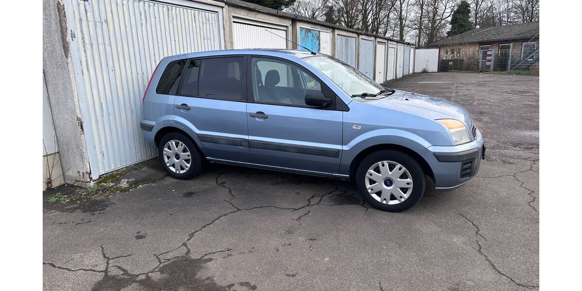 Ford Fusion 78.500 km 3.250 € Pulheim 50259