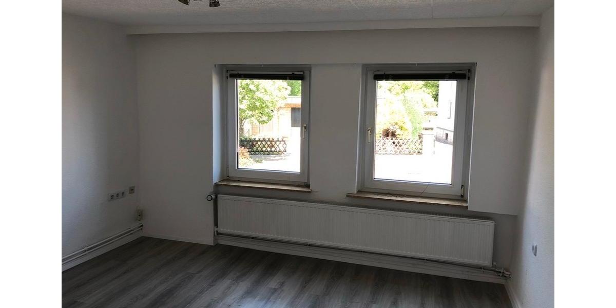 Reihenhaus Lamspringe - 6 Zimmer, 155 m&sup2;, 900&euro; | Angebot:25422916
