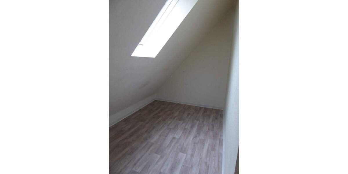 Etagenwohnung Beverungen - 4 Zimmer, 91 m&sup2;, 375&euro; | Angebot:25695349