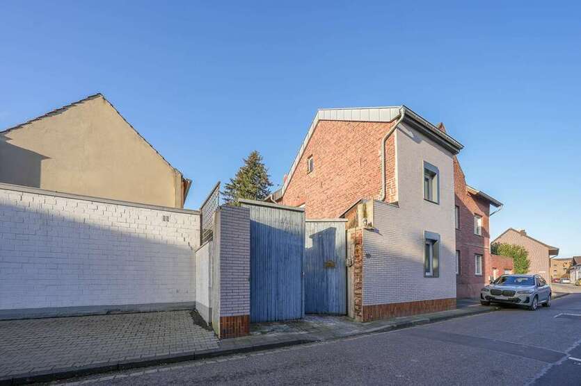 Haus zum Kaufen in Jülich Koslar 199.000 € 83 m²