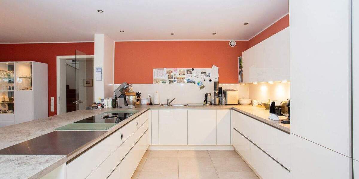 Doppelhaushälfte Kaiserslautern Innenstadt - 5 Zimmer, 208 m&sup2;, 895.000&euro; | Angebot:25606344