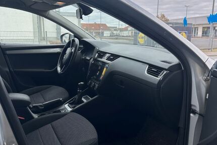 Skoda Octavia 308.000 km 4.500 &euro; Stockstadt am Main 63811