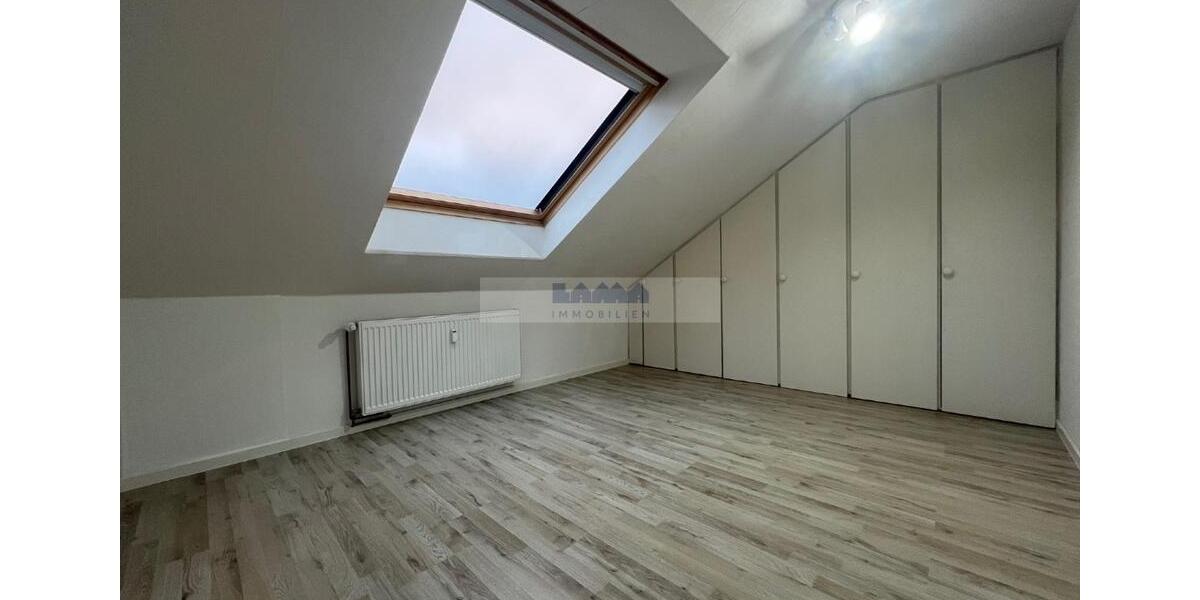 Dachgeschoßwohnung Wolfsburg Alt-Wolfsburg - 3 Zimmer, 69 m&sup2;, 730&euro; | Angebot:25427071