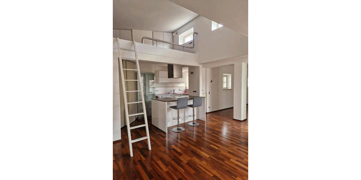 Etagenwohnung Wasserburg am Inn - 2.5 Zimmer, 90 m&sup2;, 1.250&euro; | Angebot:26375388