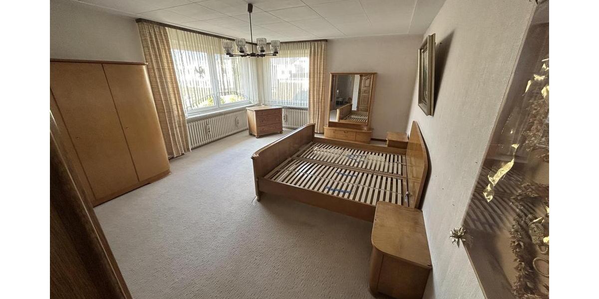 EFH mit viel Platz und Potenzial - Einfamilienhaus Alfeld | Angebot:26177068