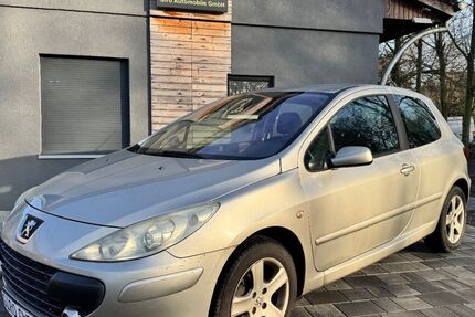 Peugeot 307 102.000 km 3.870 &euro; Rostock 18055