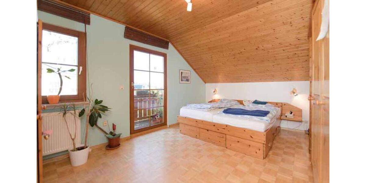 Dachgeschoßwohnung Diedorf - 4 Zimmer, 92 m&sup2;, 335.000&euro; | Angebot:24099664