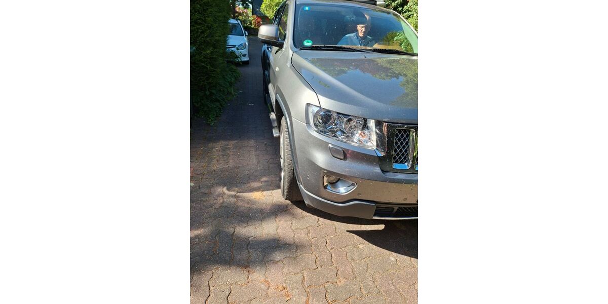 Jeep Cherokee 145.000 km 11.300 &euro; Langstedt 24852
