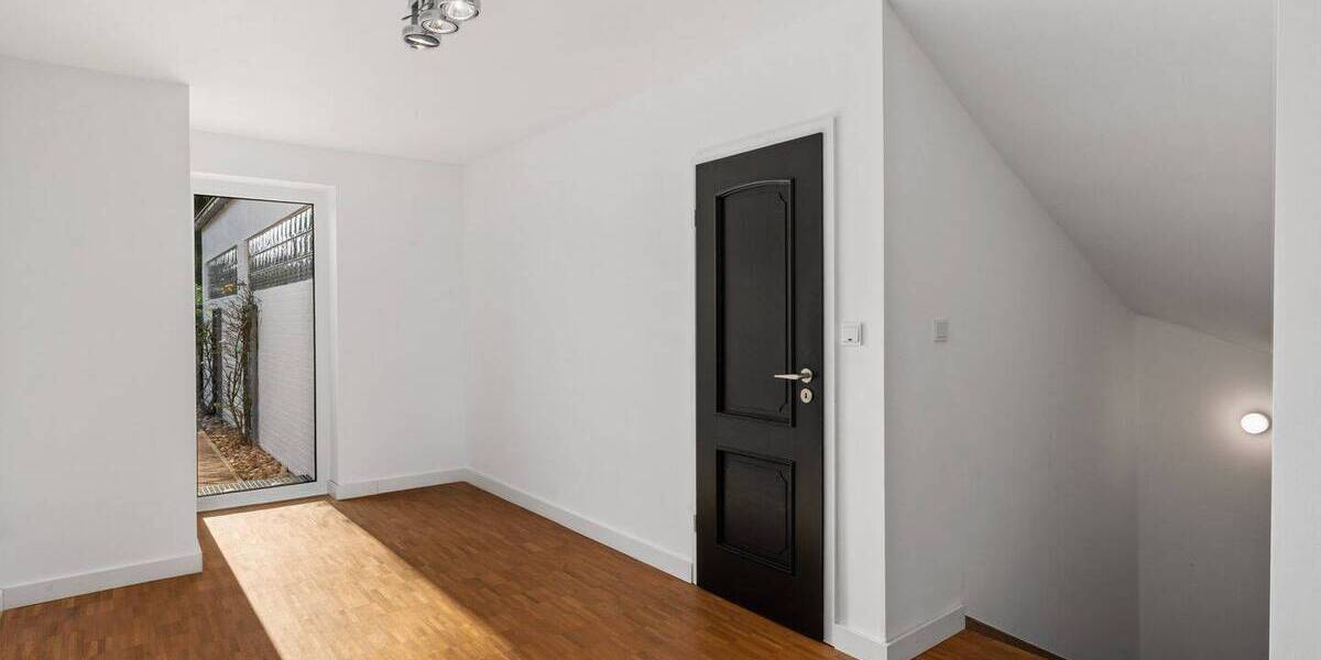 Doppelhaushälfte Stuhr Seckenhausen - 6 Zimmer, 299 m&sup2;, 695.000&euro; | Angebot:25968746