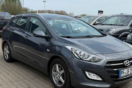 Hyundai i30 124.000 km 7.500 &euro; Seelze 30926