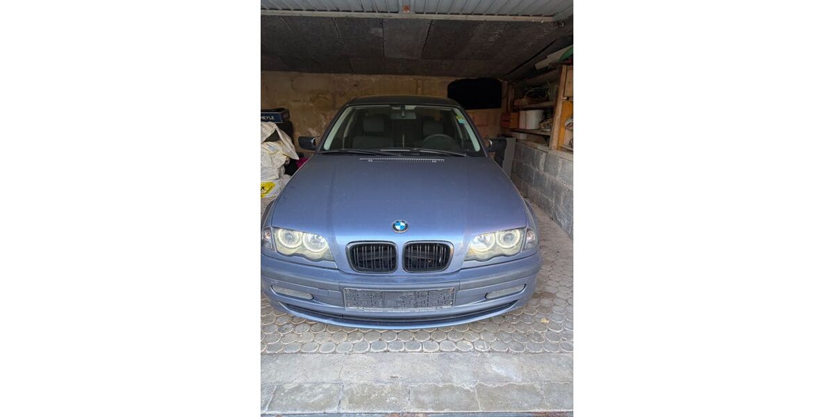 BMW 320 227.500 km 1.900 &euro; Sankt Julian 66887