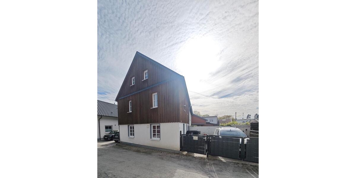 Doppelhaushälfte Hennef (Sieg) - 3 Zimmer, 100 m&sup2;, 1.150&euro; | Angebot:26547235