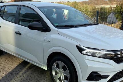 Dacia Sandero 7.084 km 15.666 &euro; Radevormwald 42477