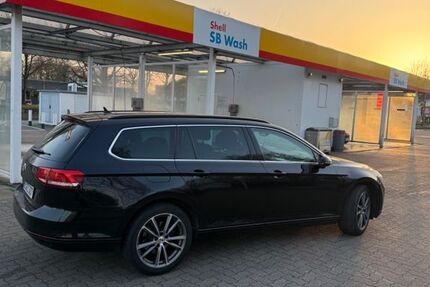 VW Passat Variant 217.000 km 12.500 &euro; Bremen 28777