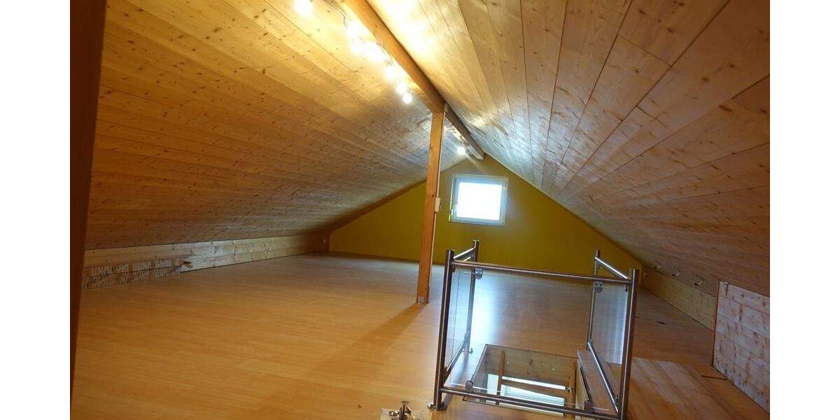 Etagenwohnung Endingen Königschaffhausen - 3 Zimmer, 80 m&sup2;, 860&euro; | Angebot:26796637