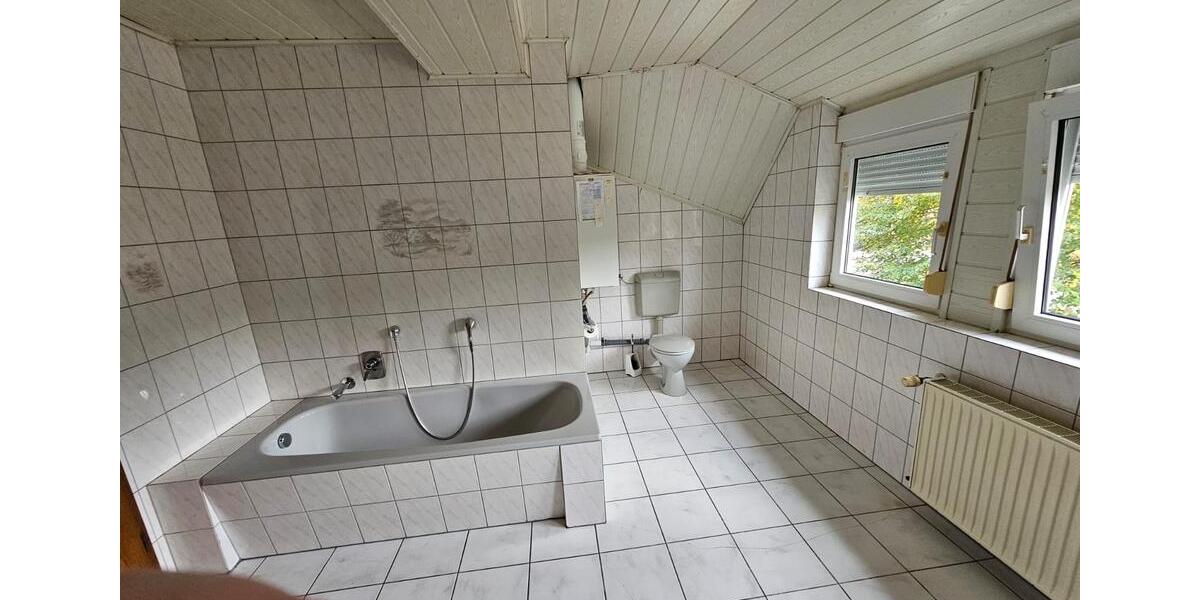 Dachgeschoßwohnung Sögel - 4 Zimmer, 100 m&sup2;, 800&euro; | Angebot:26419532
