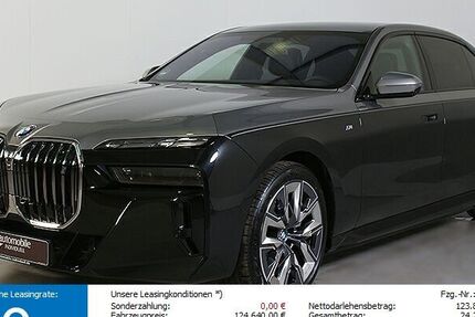 BMW i7 2.200 km 121.740 &euro; Paderborn 33100