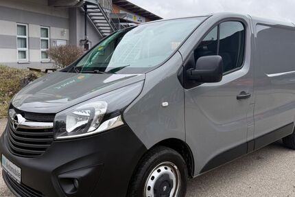 Opel Vivaro 218.000 km 7.890 &euro; Heidenheim an der Brenz 89520