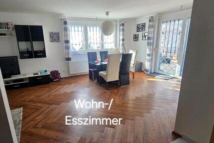 Wohnung Brackenheim - 4 Zimmer, 121 m&sup2;, 1.520&euro; | Angebot:26256462
