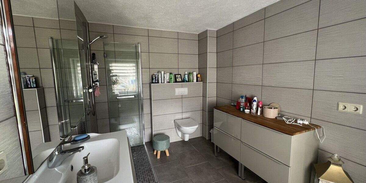 Mehrfamilienhaus, Wohnhaus Ducherow - 7 Zimmer, 213 m&sup2;, 420.000&euro; | Angebot:25731344