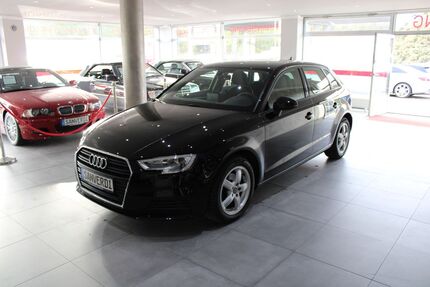 Audi A3 100.000 km 15.990 &euro; Puchheim-Bhf bei München 82178