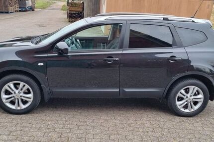 Nissan Qashqai+2