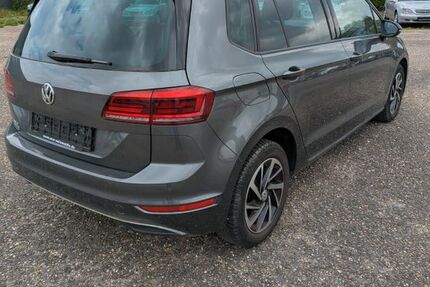 VW Golf Sportsvan 10.800 km 15.500 &euro; Ellhofen 74248