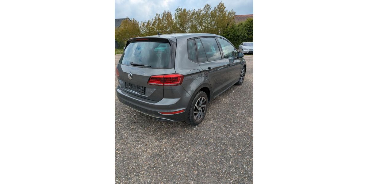VW Golf Sportsvan 10.800 km 15.500 &euro; Ellhofen 74248