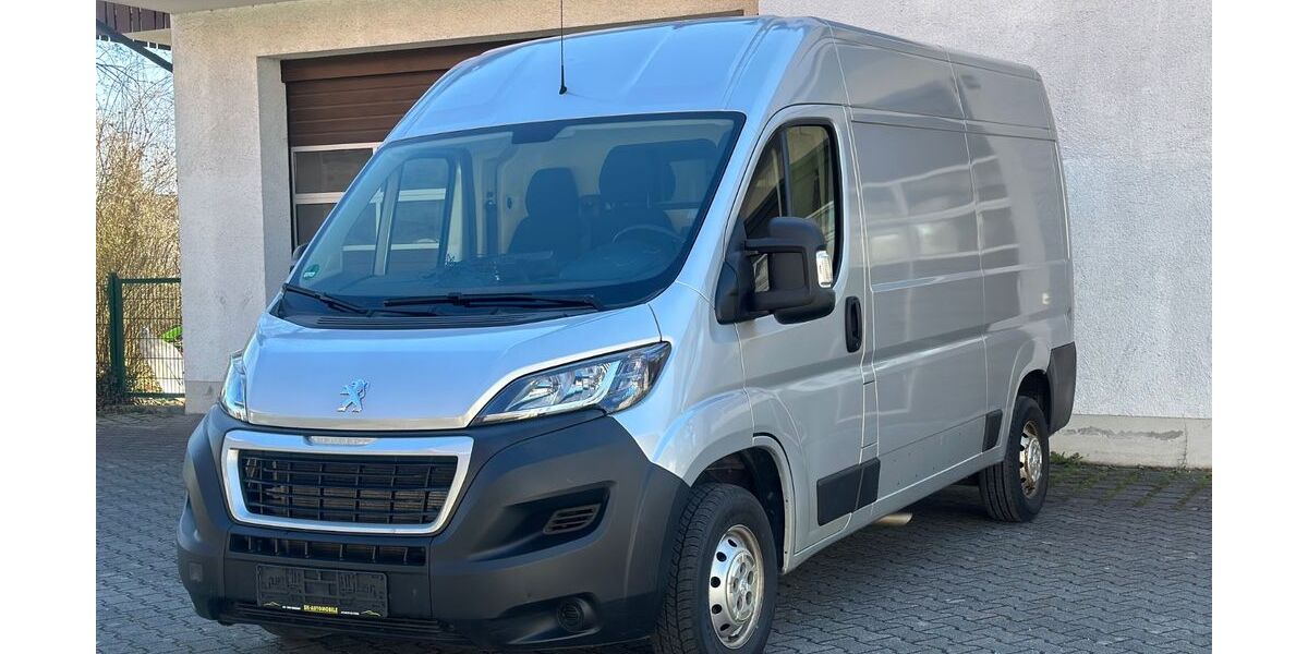 Peugeot Boxer 132.100 km 9.950 &euro; München 80995