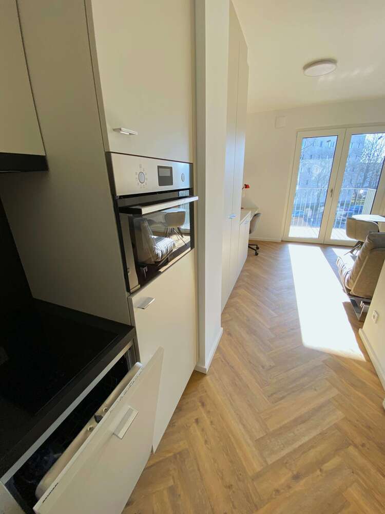 Wohnung zum Mieten in Berlin 620,84 € 22.96 m²