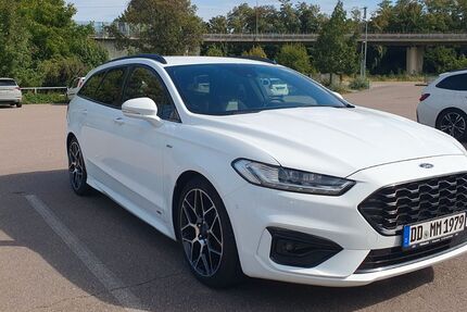 Ford Mondeo 63.000 km 22.900 € Dresden 01156