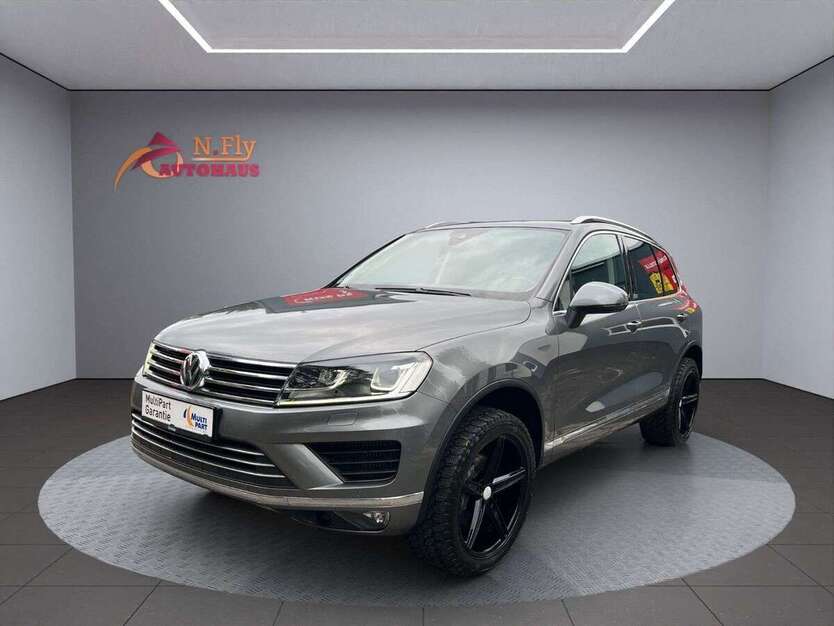 VW Touareg 141.697 km 27.950 € Hamburg 22415