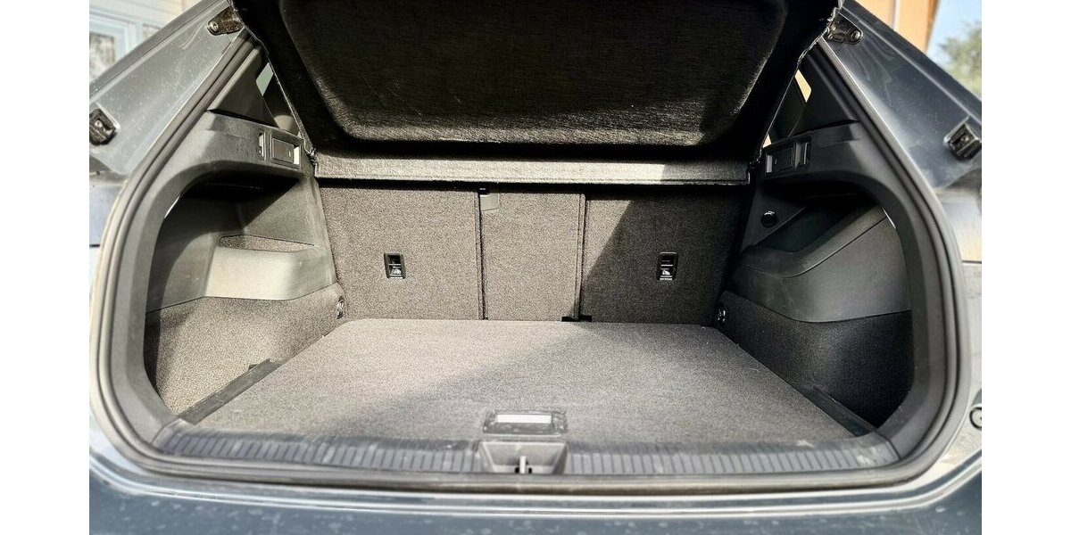 VW Tiguan R-Line/Pano/Memory/HUD/360°/Keyless 5.990 km 48.990 &euro; Mönchengladbach 41066