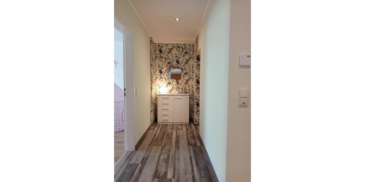 Reihenhaus Saarbrücken Eschberg - 7 Zimmer, 165 m&sup2;, 429.000&euro; | Angebot:26356073