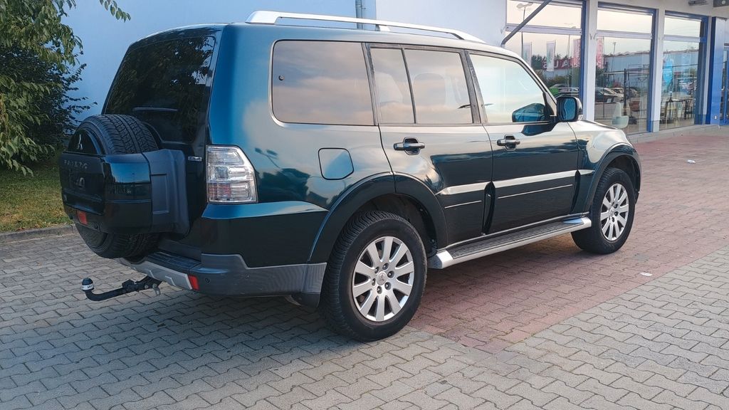 Mitsubishi Pajero 208.000 km 10.000 &euro; Berlin 12305