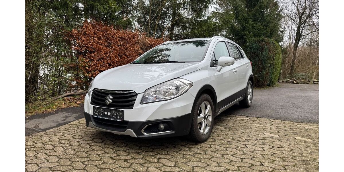 Suzuki (SX4) S-Cross 33.500 km 10.999 € Wipperfürth 51688