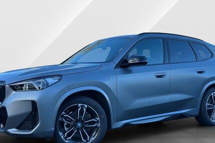 BMW iX1 27.498 km 39.801 &euro; Spenge 32139