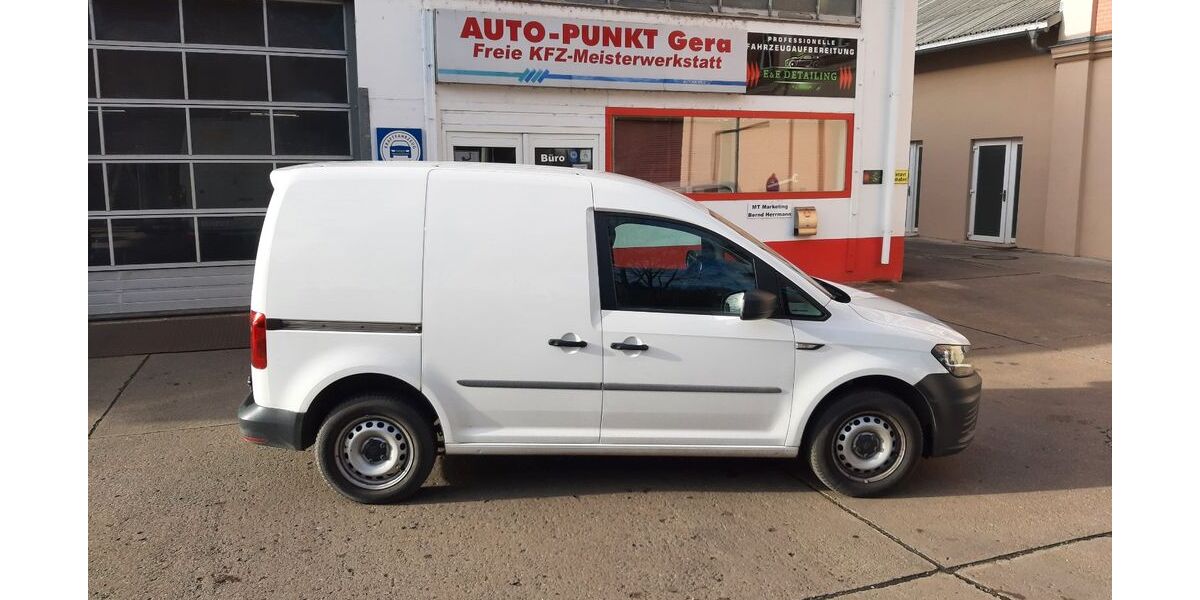 VW Caddy 109.200 km 11.800 &euro; Gera 07545