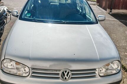 VW Golf 155.000 km 650 &euro; Loßburg 72290