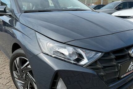 Hyundai i20 28.250 km 14.425 &euro; Oppenheim 55276