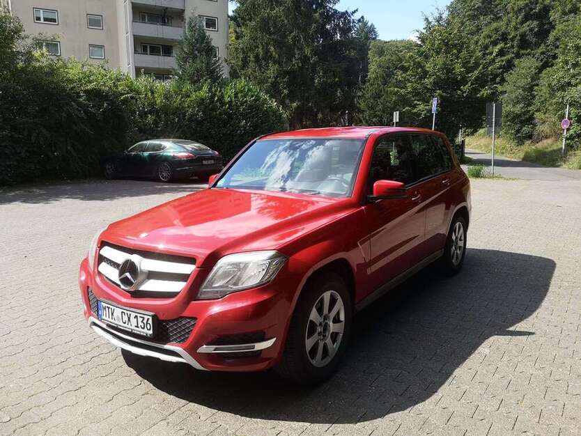 Mercedes-Benz GLK 220 242.000 km 11.900 € Eppstein 65817
