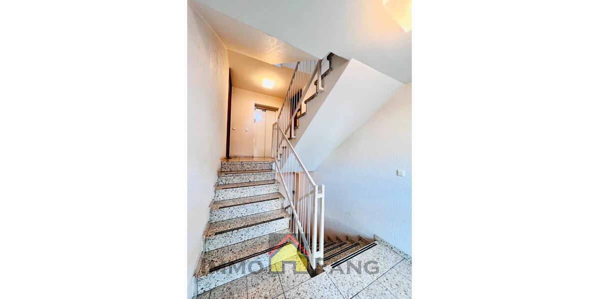 Etagenwohnung Düsseldorf Stadtbezirk 5 - 5 Zimmer, 105 m&sup2;, 1.700&euro; | Angebot:25856206