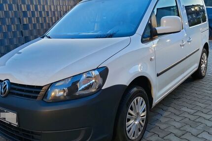 VW Caddy 242.900 km 7.500 &euro; Essen 45276