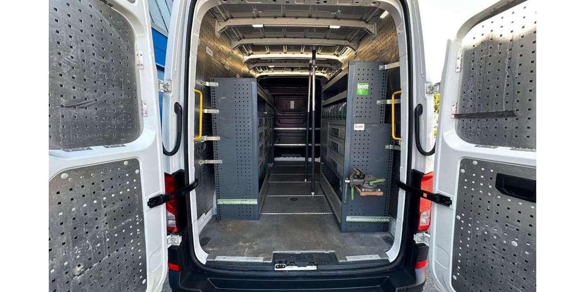 VW Crafter 97.508 km 24.990 &euro; Sindelfingen 71065