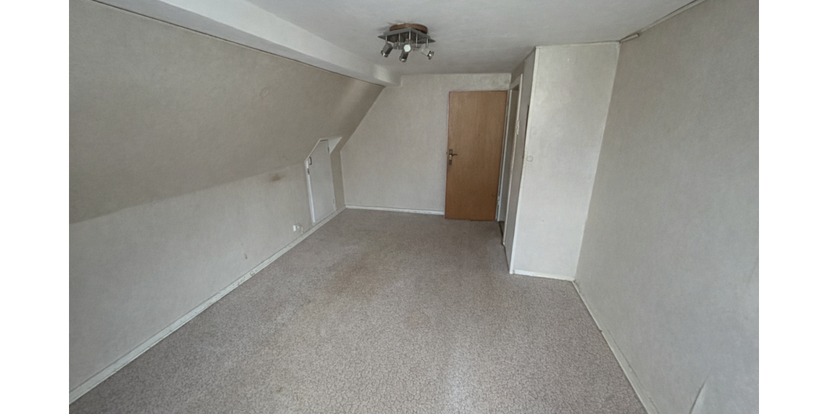 EFH mit viel Platz und Potenzial - Einfamilienhaus Alfeld | Angebot:26177068