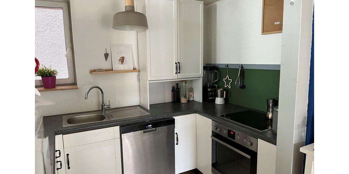 Gemütliches Einfamilienhaus mit Nebengebäude zu vermieten 4 zimmer