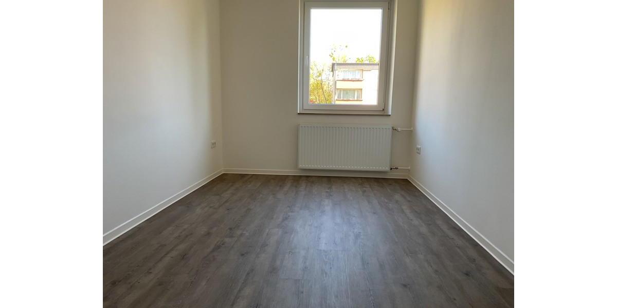 Etagenwohnung Hannover Ahlem-Badenstedt-Davenstedt - 5 Zimmer, 100 m&sup2;, 1.106&euro; | Angebot:26365601
