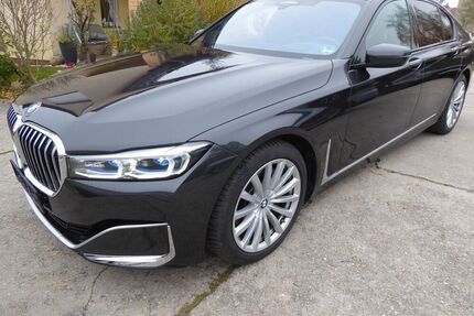BMW 730
