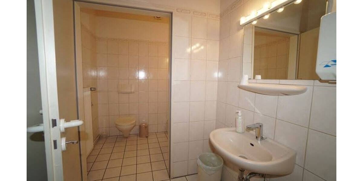 Gewerbeobjekt Osterode am Harz Osterode - 1 Zimmer, 145 m&sup2;, 89.000&euro; | Angebot:25692719