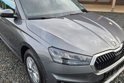 Skoda Fabia 15.650 km 17.990 € Parkstein 92711